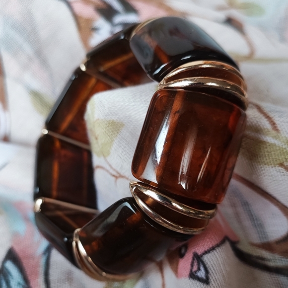 Thick Chunky Tortoise Segment Gold Tone Accents Stretch Vintage Bracelet EUC - Picture 3 of 8